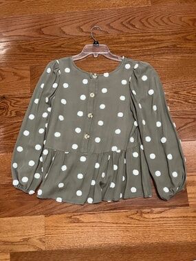 Blu Pepper Olive Green Clip Dot Button Back Peplum Top Small